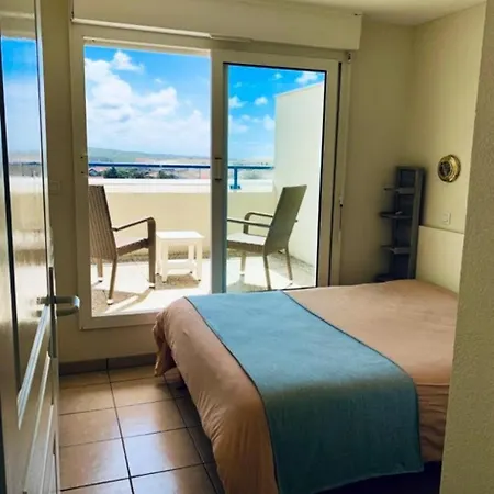 Apartment Bleu Marine - 6 Pers, Vue Mer, Bleu Marine Avec Piscine A Ocean Mae-0731